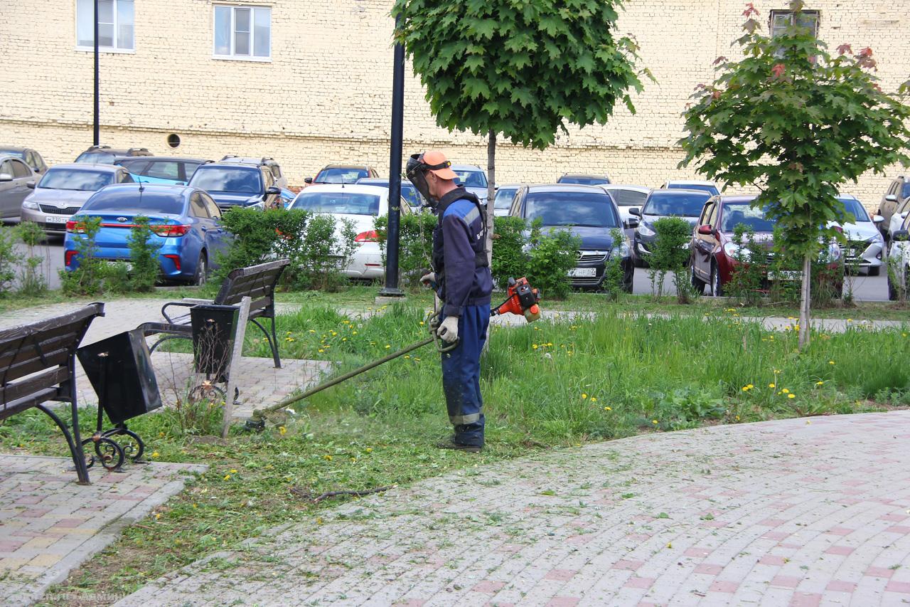 Уборка города продолжается в ежедневном режиме