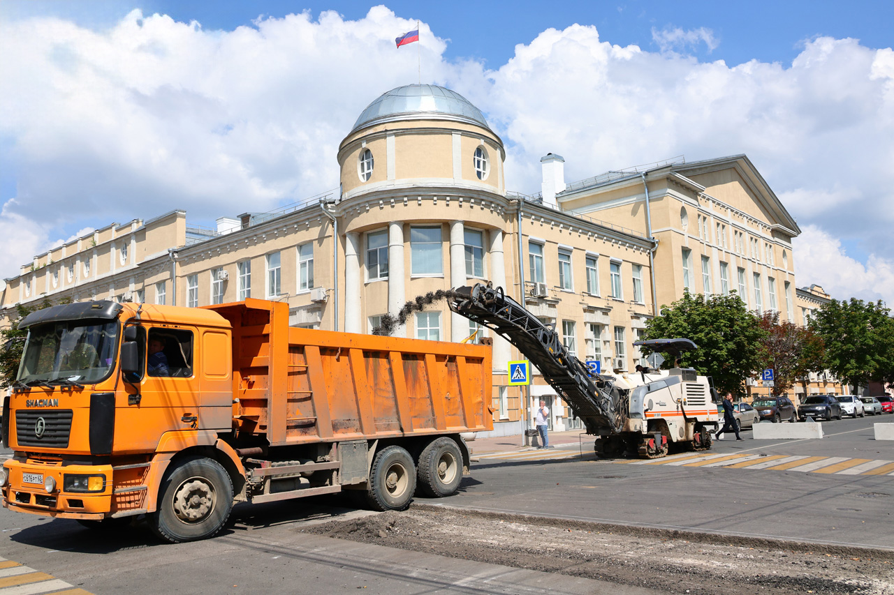 В Рязани приступили к капитальному ремонту теплотрассы на улице Радищева