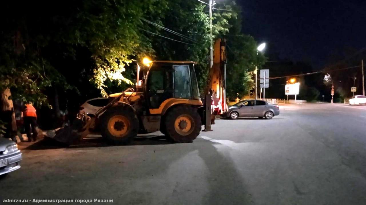 Спецтехника ночью выйдет на уборку дорог: список улиц