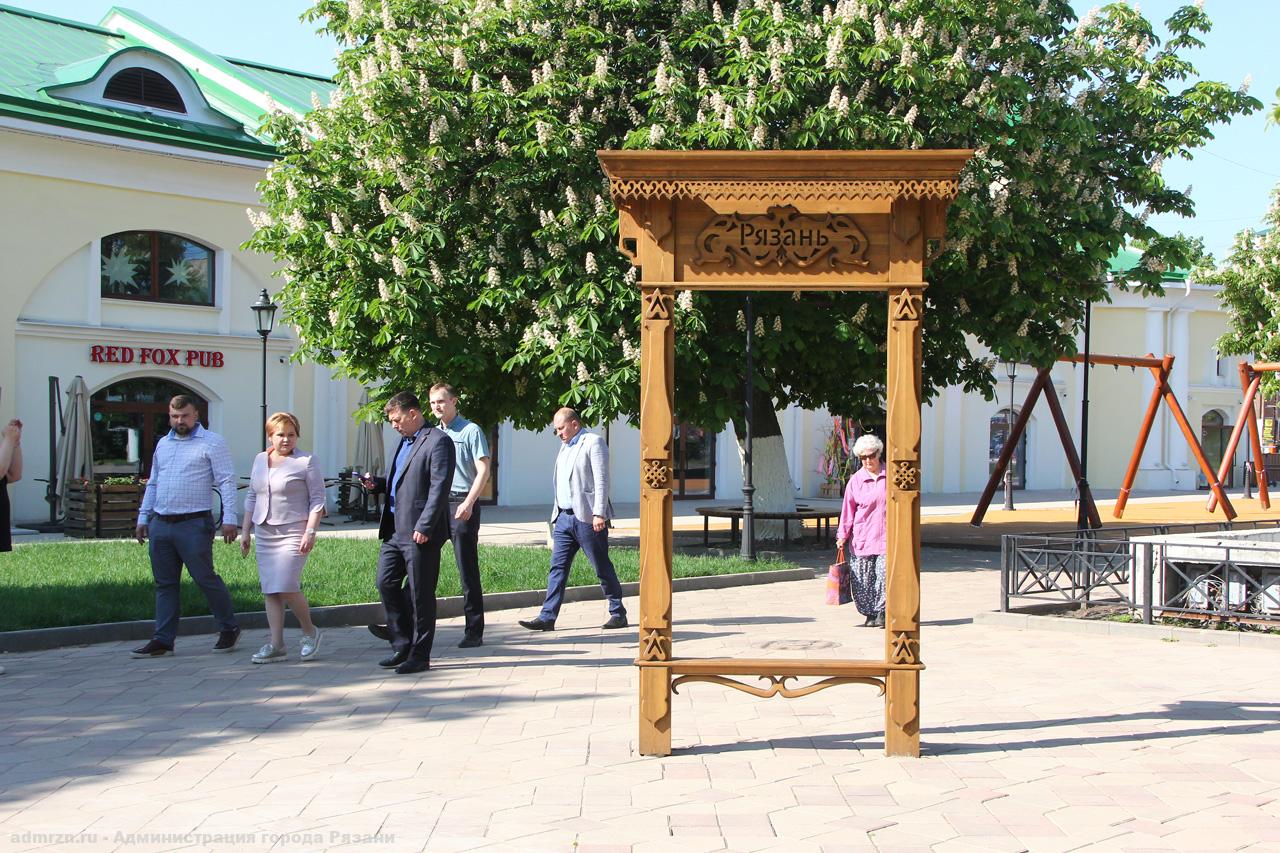 В Рязани продолжается благоустройство общественных пространств и ремонт дорог