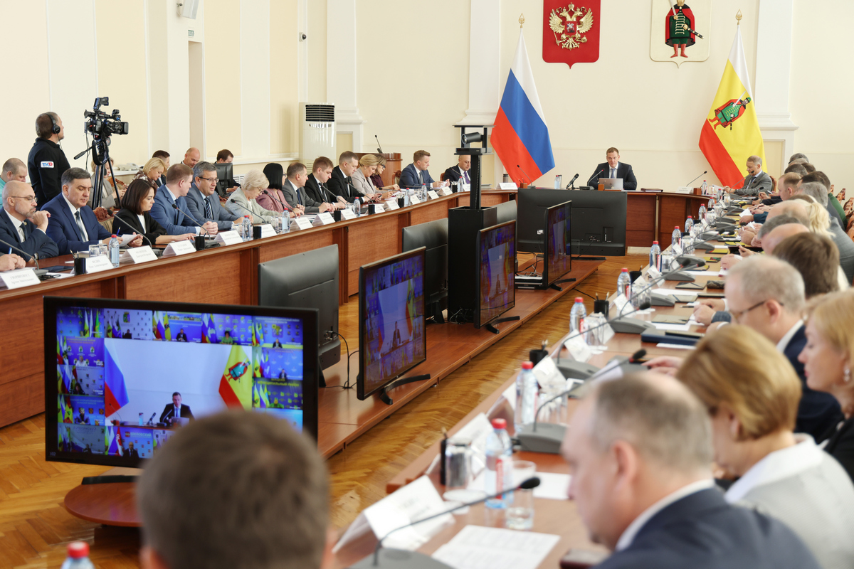 Павел Малков поручил администрации города Рязани провести мониторинг движения автобуса маршрута №7 в утреннее и вечернее время