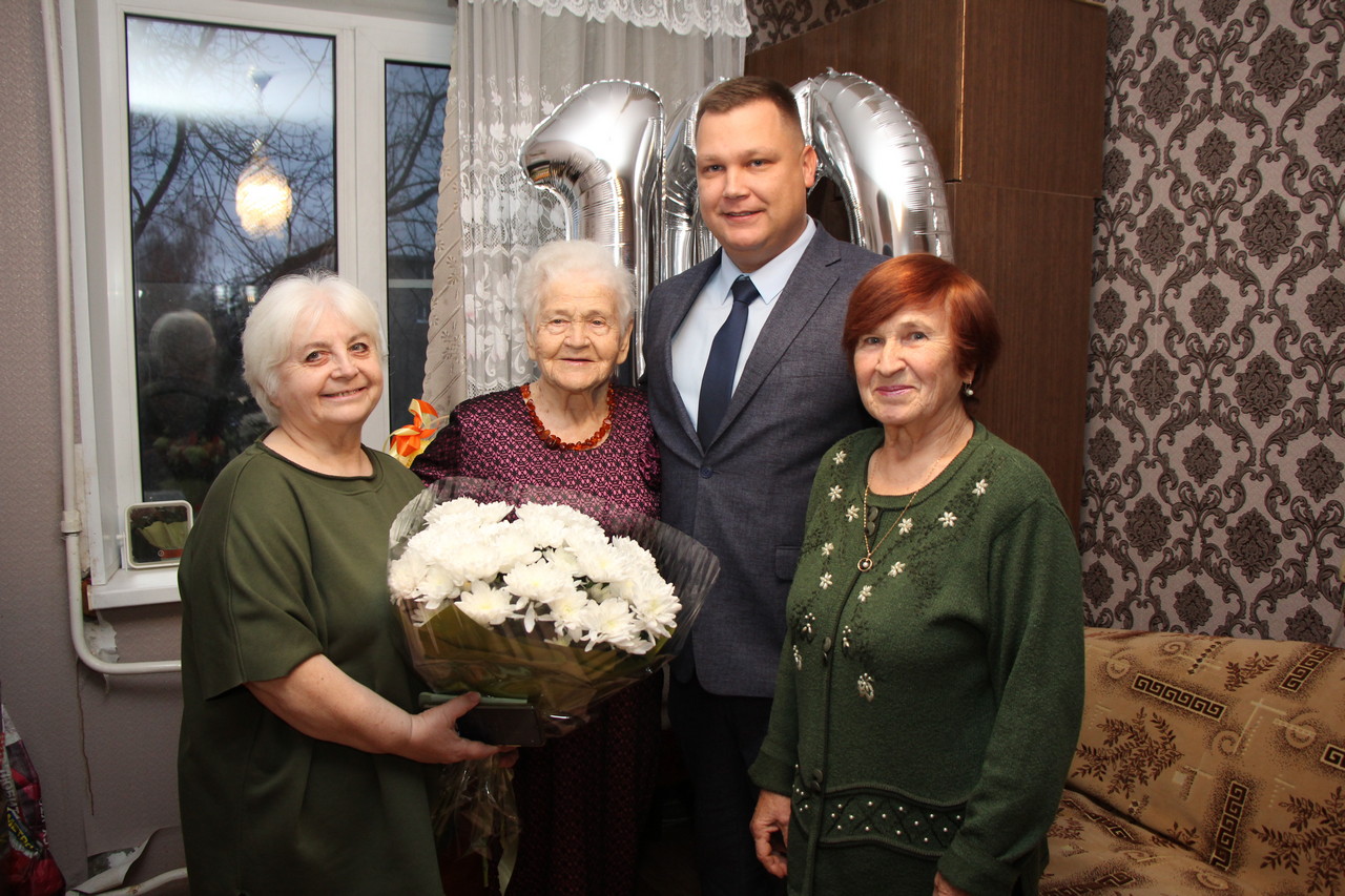 Рязанка Анна Яковлевна Фролова отметила 100-летний юбилей