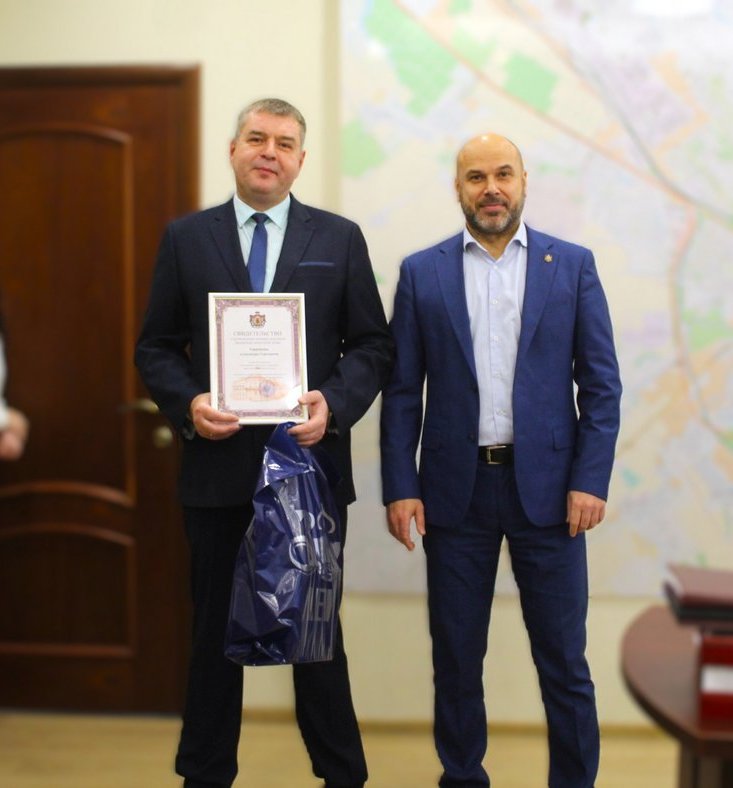 В ДБГ отметили труд работников дорожного хозяйства