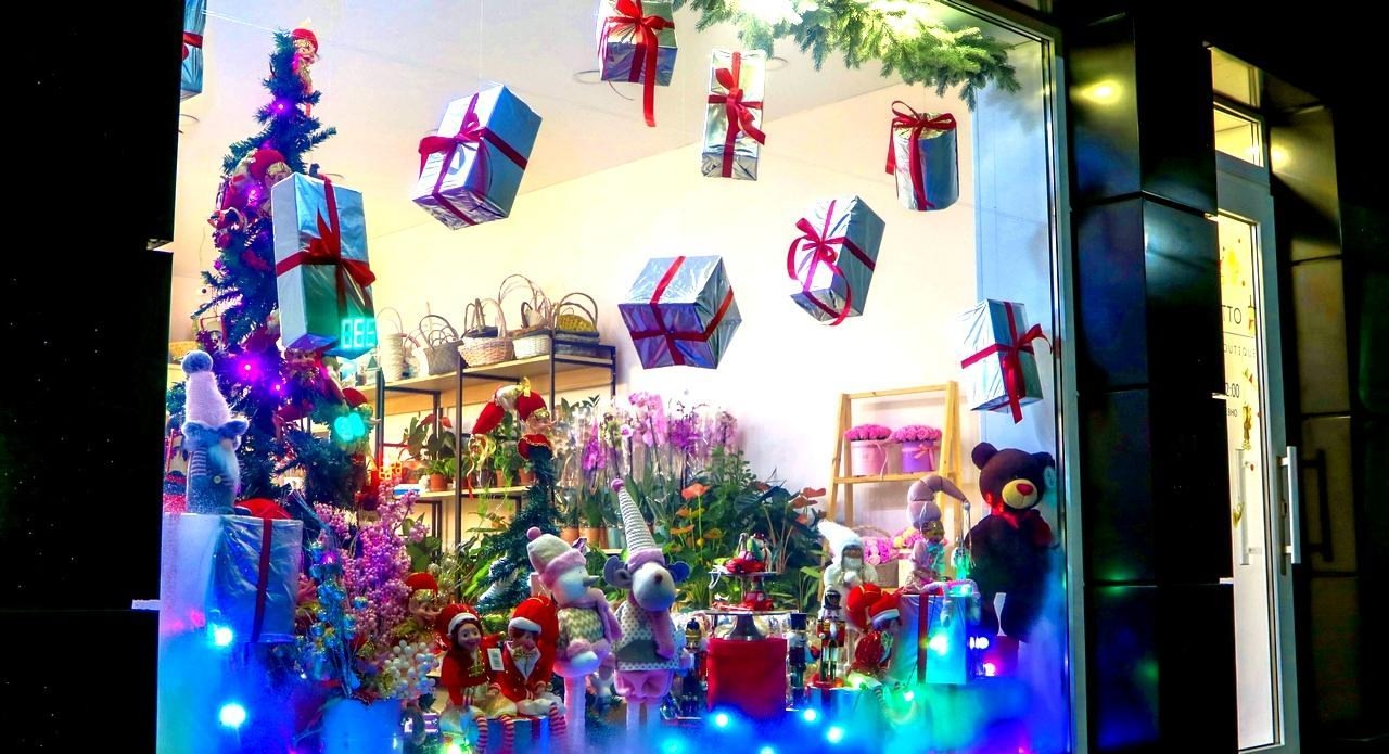 В Рязани стартовал конкурс на лучшее новогоднее оформление предприятий потребительского рынка