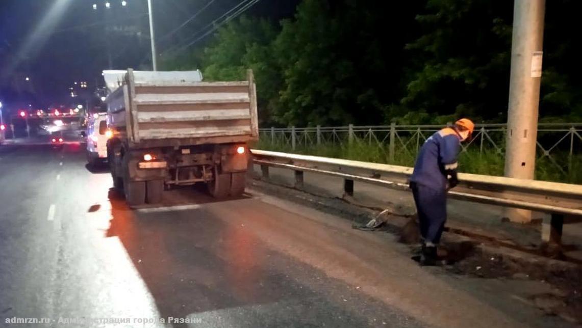 Спецтехника продолжит уборку дорог в круглосуточном режиме