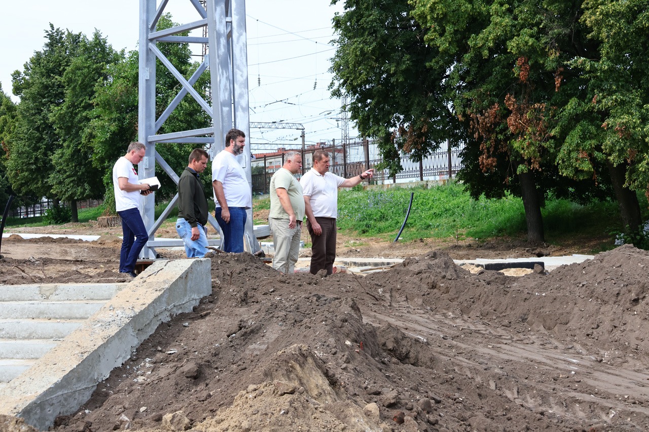 Продолжается преображение сквера Трудовой доблести