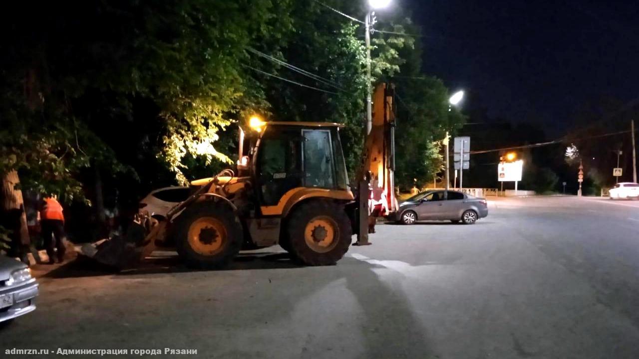 Спецтехника ночью выйдет на уборку дорог: список улиц
